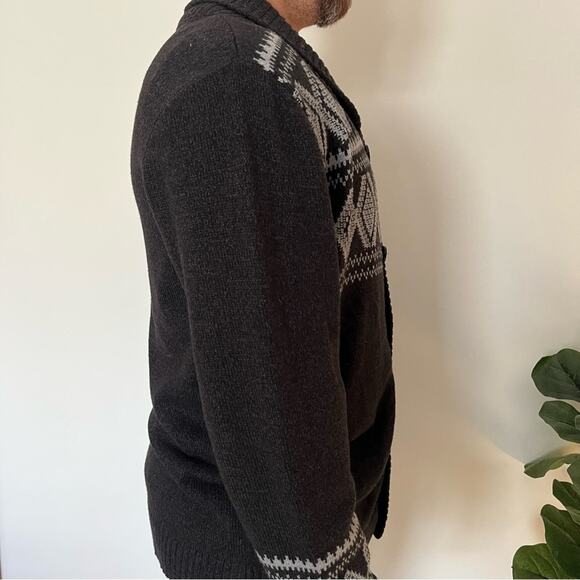 Urban Pipeline Knit Cardigan Dark Gray White Sz Large Fair Isle Cabincore - Picture 2 of 11